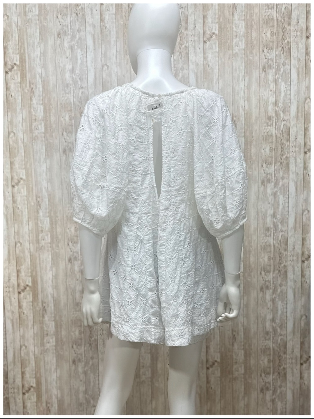 Free People Bop Around White Eyelet Romper NWT ~ Size XS ~ Item #6064 - Picture 4 of 11